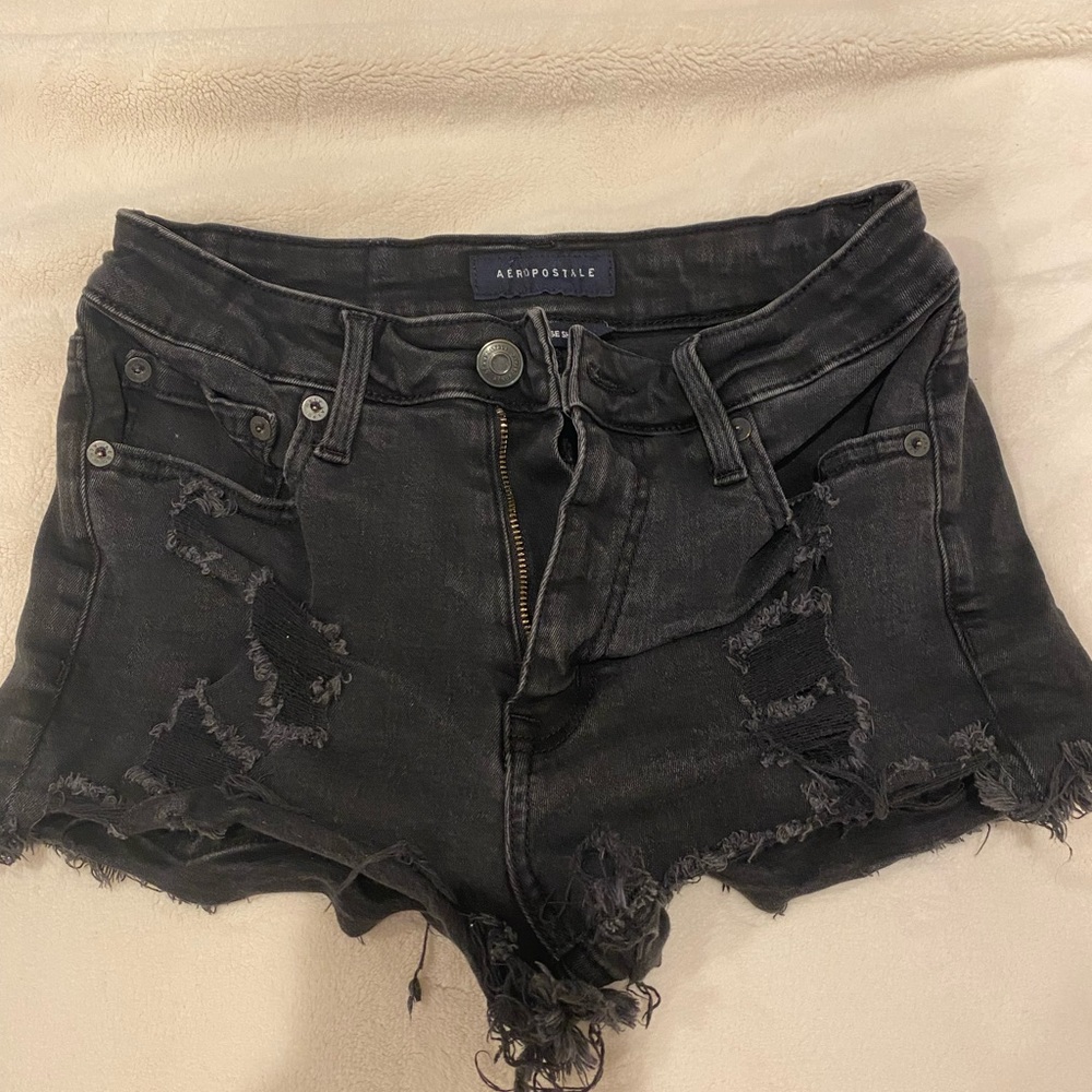 High rise black Aeropostale shorty size 4